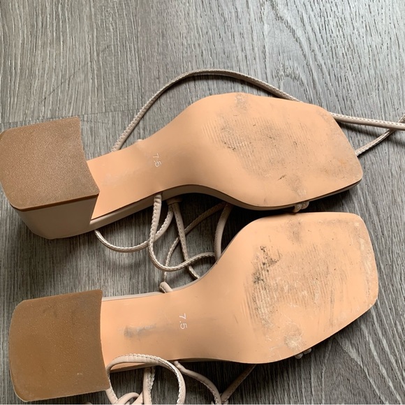 CREAM STRAPPY SANDALS - Picture 8 of 8